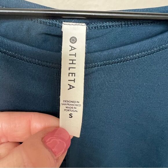 Athleta Foothill Seamless Tank Lagoon Teal Size Small Tie Split Back Sleeveless - Picture 6 of 14